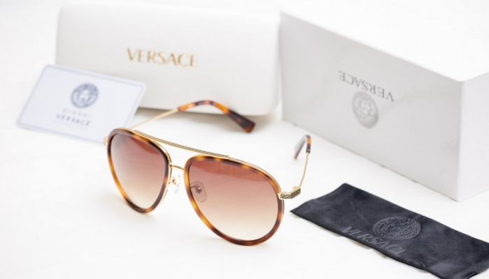 Ile kosztują okulary Versace?