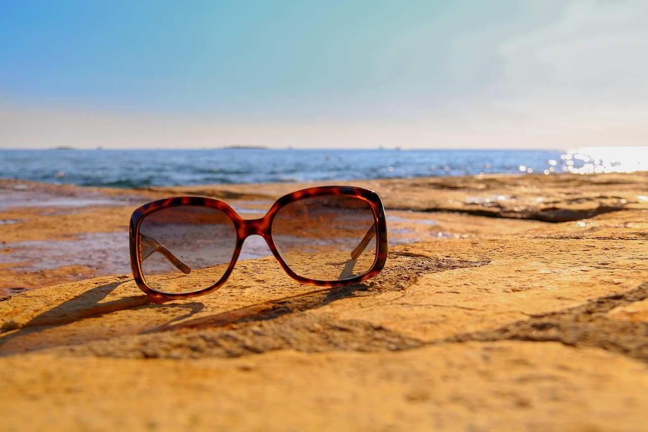 summer-sunglasses.jpg